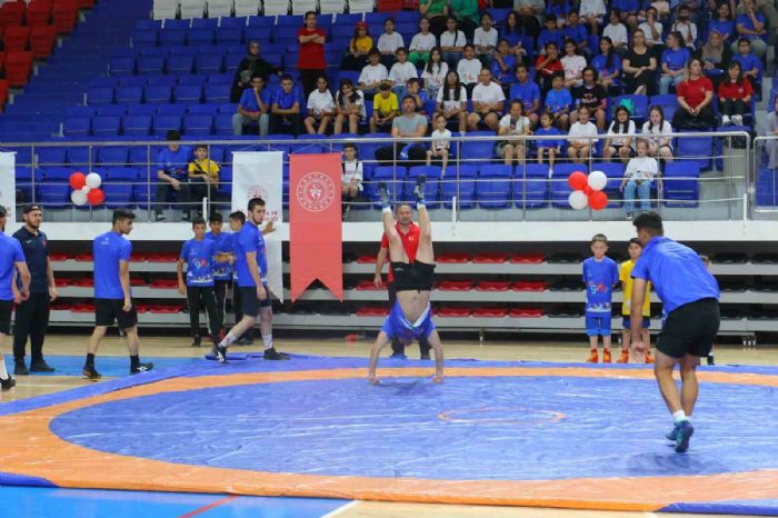 GSB Spor Okullar ve Engelsiz Spor Okullarnn al program yapld