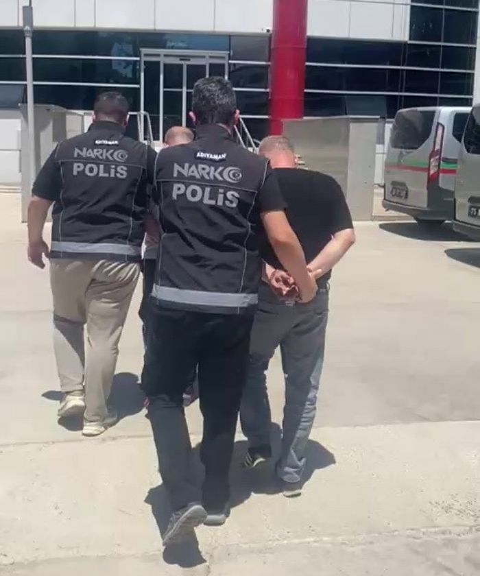 Uyuturucu operasyonunda 2 ahs tutukland