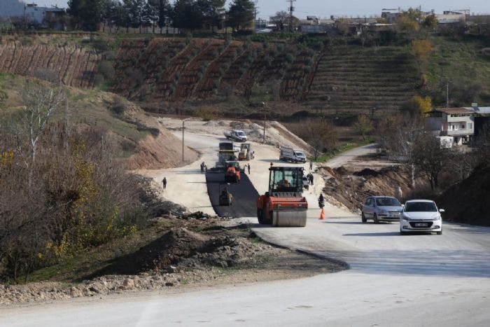 Merakla beklenen yol yaknda trafie alacak