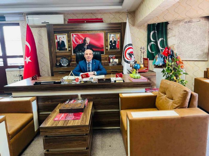 15 Temmuz Demokrasi Şehitleri Gazileri ve Terör Mağdurları Derneği Başkanı Gündüz: "Çözümü sokakta aramak çapulcuların işi"