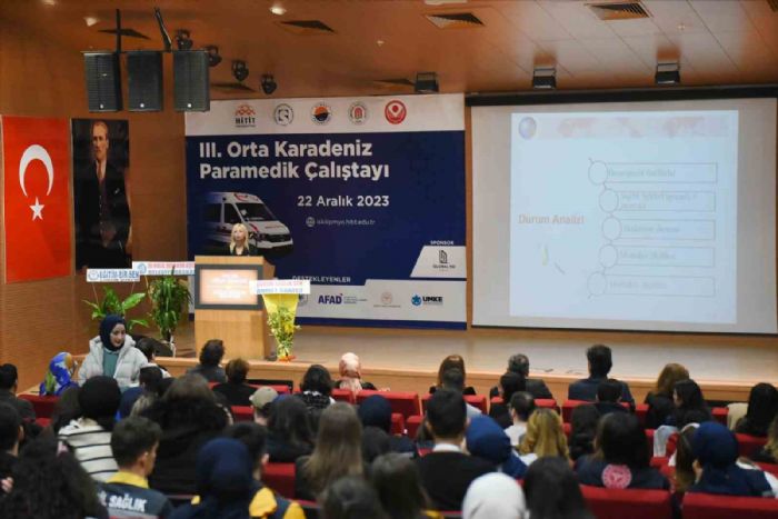 3. Orta Karadeniz Paramedik Çalıştayı 5 üniversiteyi Çorum’da buluşturdu