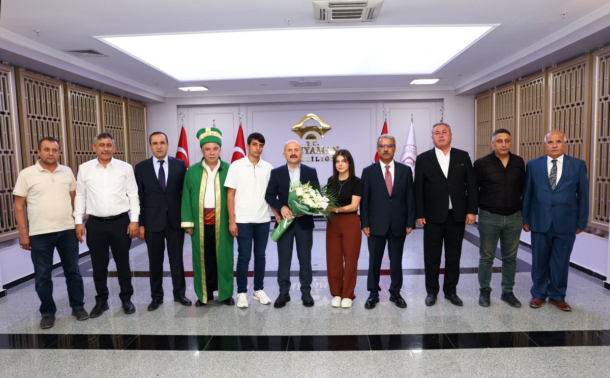 Adıyaman’da yılın ahisi, kalfası ve çırağı ödüllerini aldı