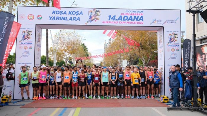 Adana Kurtuluş Yarı Maratonu’nda birinciler Kenya’dan