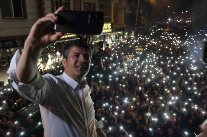 Adıyaman'da Siyasi Devrim, Adıyaman Tutdere Dedi