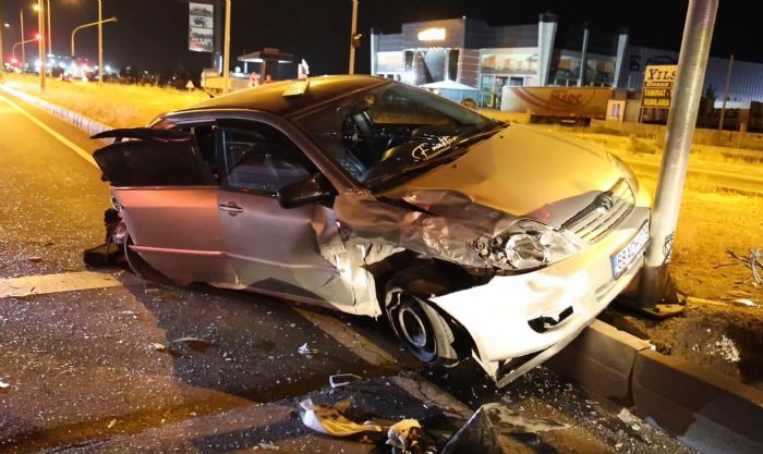 Aksaray’da tır ile 2 otomobil çarpıştı: 1 yaralı