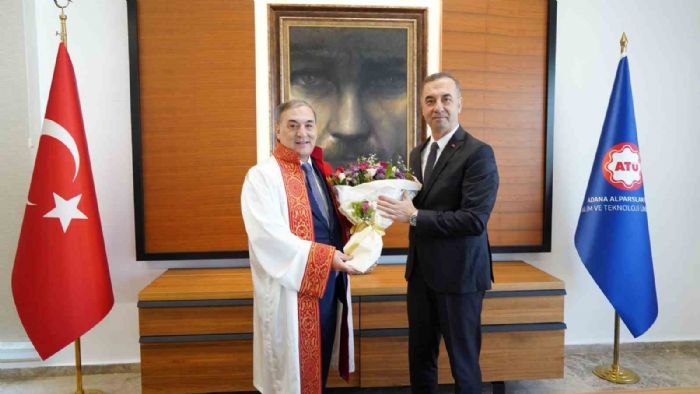 ATÜ’de rektörlük devir-teslim töreni gerçekleştirildi