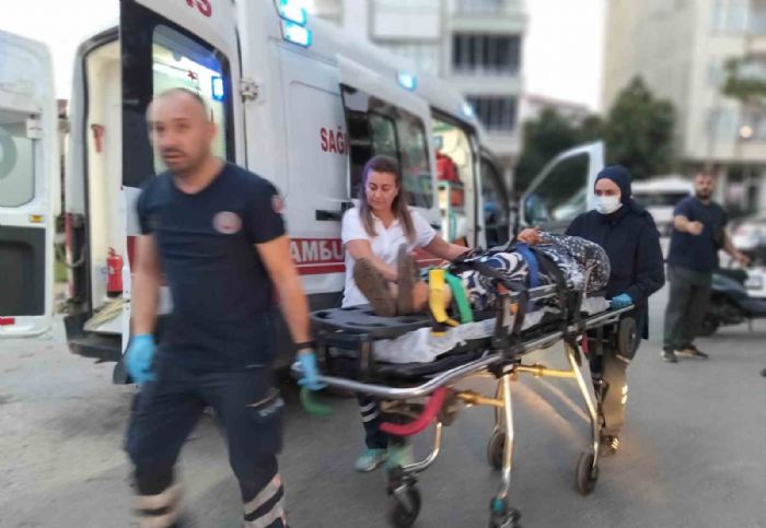 Bafra’da Elektrikli Bisiklet Kazası: 2 Kişi Hastanelik Oldu