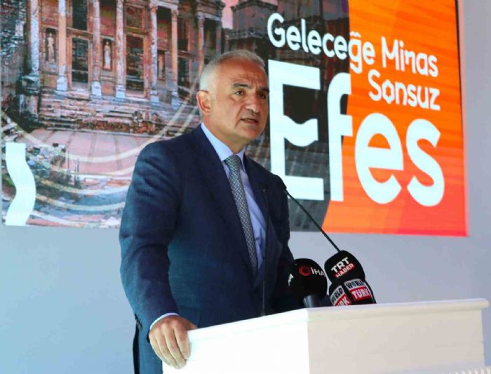 Bakan Ersoy: ‘Geleceğe Miras Sonsuz Efes’