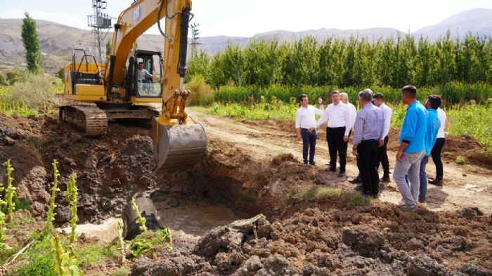 Başkan Tutdere, Havşeri içme suyu hattındaki tahribatı yerinde inceledi