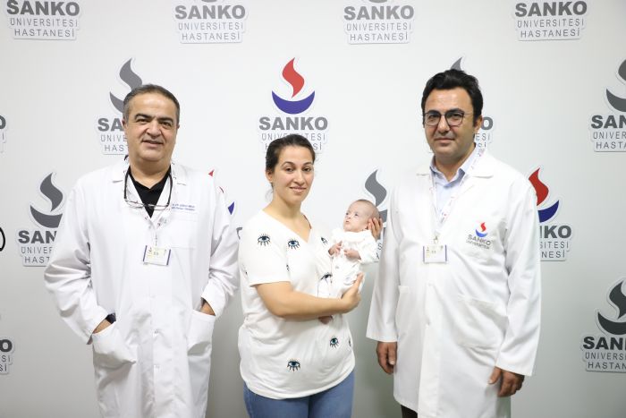BEBEĞE KALP AMELİYATI YAPILDI