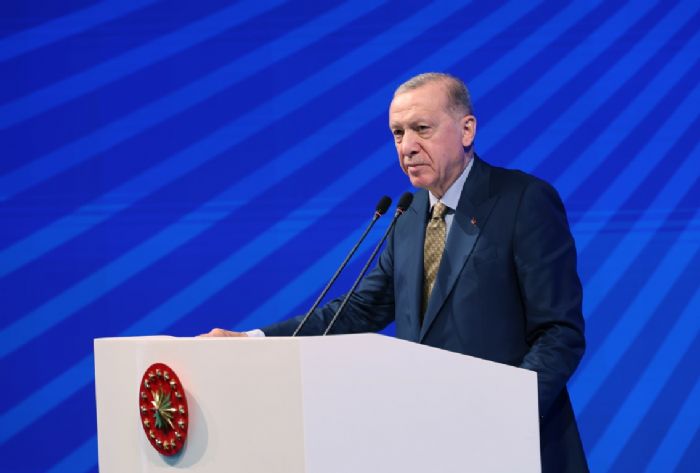 Cumhurbaşkanı Erdoğan: “Eğitim, siyasi tartışmalara konu olmamalı”