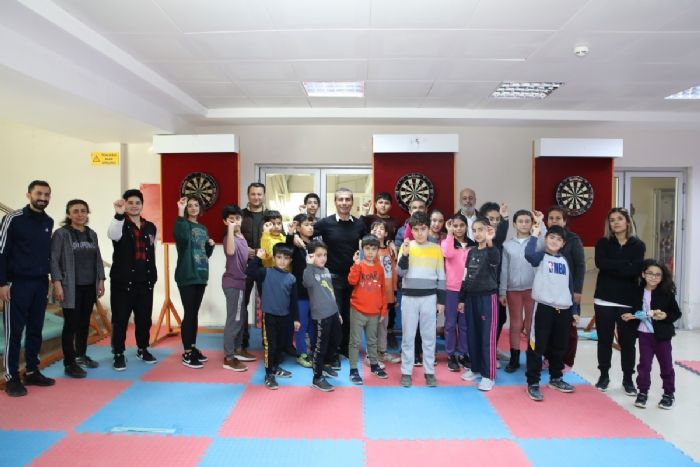 Dart kursları devam ediyor