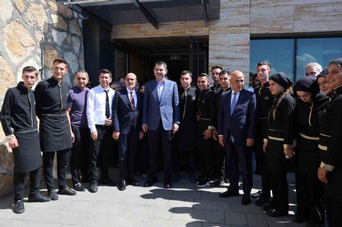Deprem Bölgesinde Umut Yeniden Yeşeriyor: Her 3 Depremzededen 2’si Yeni Evine Kavuştu