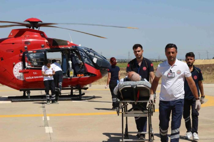 Diyarbakır’da kalp krizi geçiren 72 yaşındaki adam ambulans helikopterle hastaneye sevk edildi