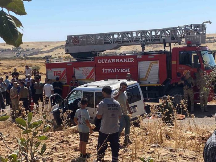 Diyarbakır’da Lise Öğrencisi Trafik Kazasında Hayatını Kaybetti