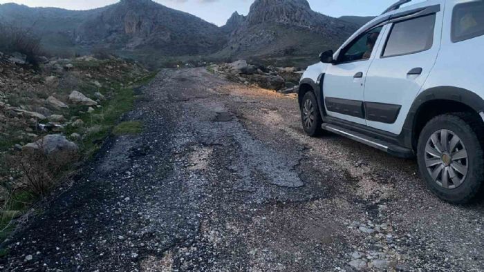 Diyarbakır’da vatandaştan DEM Partili Lice Belediyesine yol tepkisi