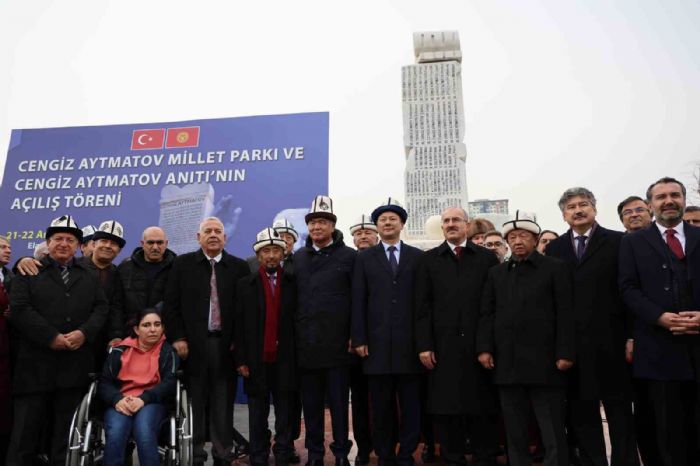 Elazığ’da Cengiz Aytmatov Parkı ve anıtı açıldı