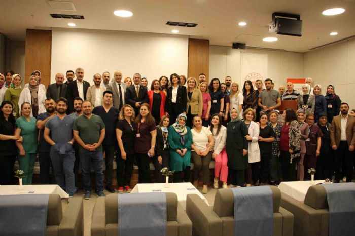 Elazığ’da Hemşireler Haftası kutlandı