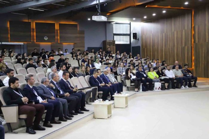 Elazığ’da Uluslararası Ekonomi Finans ve İşletme Kongresi