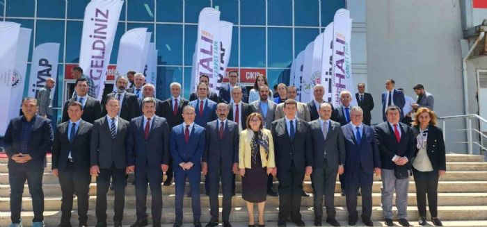 Kaplan: "Sektörümüz doğrudan 60, dolaylı 300 bin kişiyi istihdam sağlıyor"