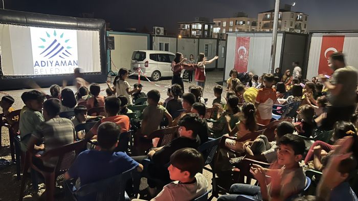 Konteyner Kentlerde Sinema Etkinliği Devam Ediyor