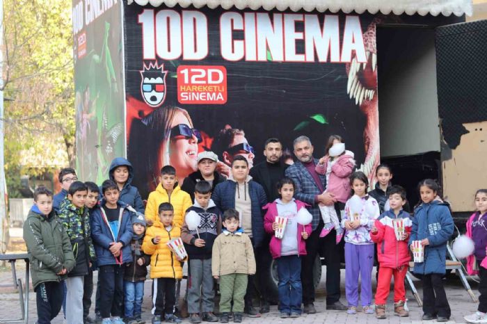 Malatya’da depremzede çocuklara 10 D sinema etkinliği