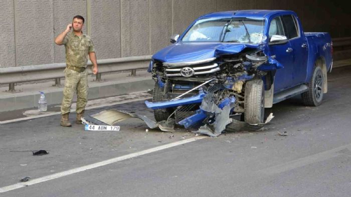 Malatya'da Zincirleme Kaza: Sivil ve Askeri Araç Karıştı, Trafik Uzun Süre Durdu