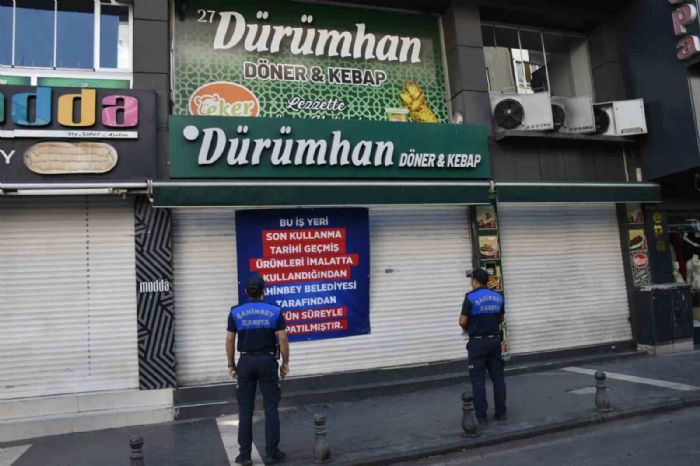 Şahinbey’de tarihi geçmiş ürün kullanan dürümcüye kapatma cezası