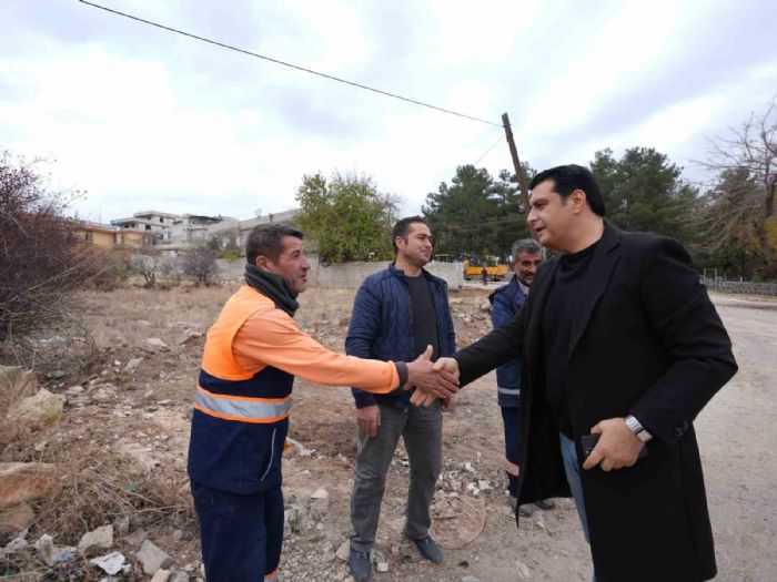 Şehitkamil güvenli ve konforlu yollara kavuştu