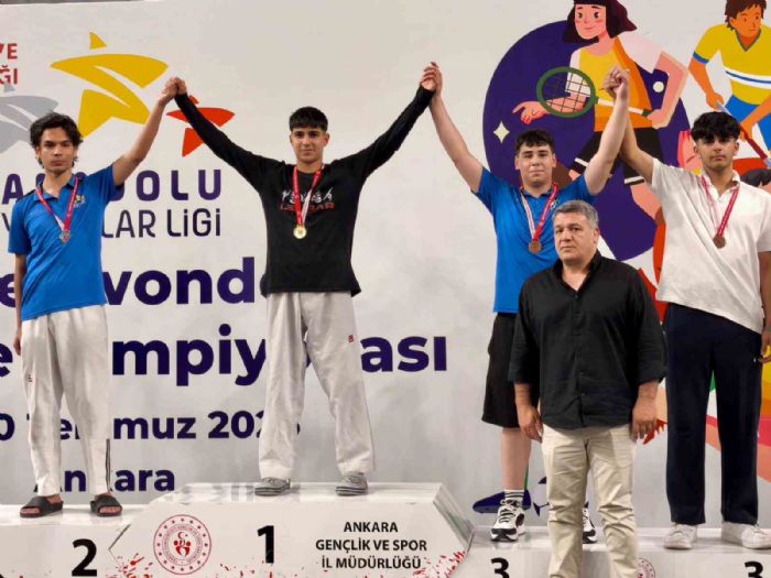 Taekwondo’da Elazığ sporcuları Türkiye 3’üncüsü oldu