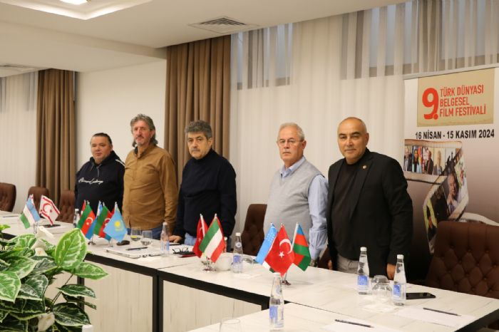 TÜRK DÜNYASI KÜLTÜR KERVANI TÜRKİSTAN'DAN GEÇTİ