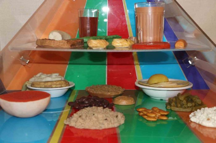 Uzman diyetisyen, karaciğer yağlanmasının önüne geçmek için besinleri sıraladı
